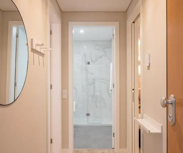 Byobu Apartment, By Bolhao Residences